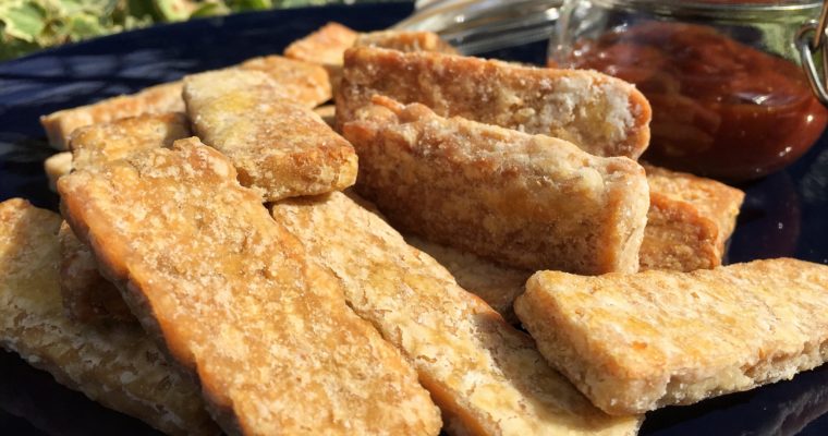 Bastoncini di Tempeh con salsa Barbecue veloce